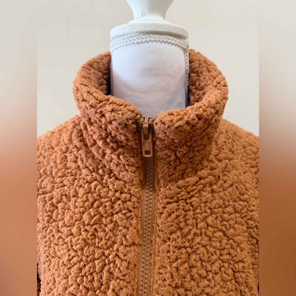 Urban Outfitters Orange Teddy Crop Zip Up Jacket Size Small - Picture 3 of 9